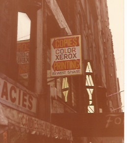 Store sign3