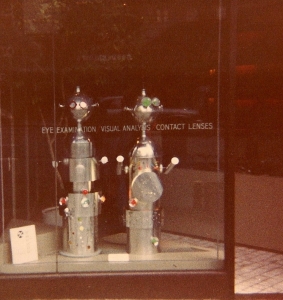Window Display - Two- Robots - Kinetic Sculptures